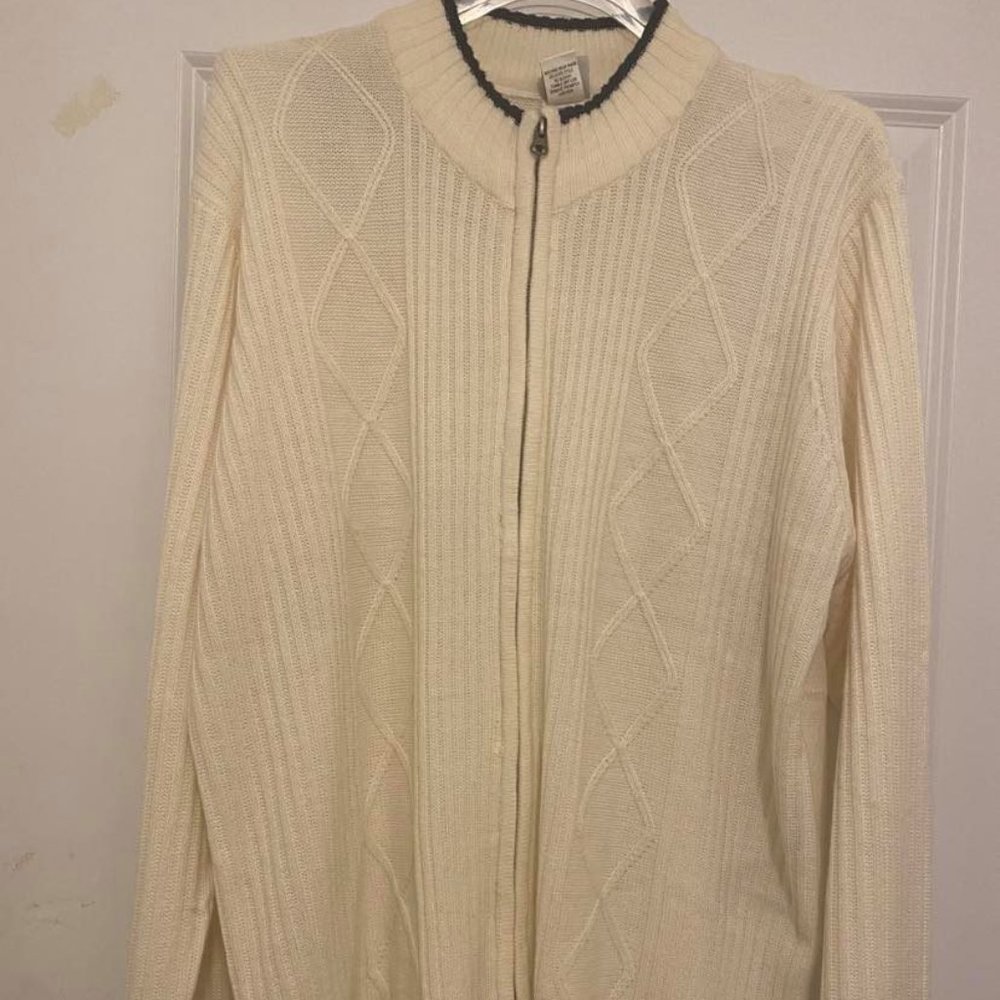 Haband men's like new long sleeves sweater size XL